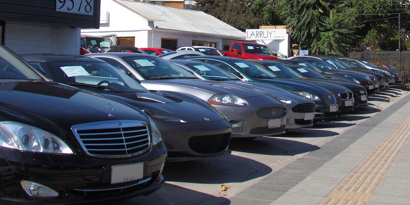 Expected Federal Interest Rate Hikes Likely to Cause Speed Bump for Car Sales