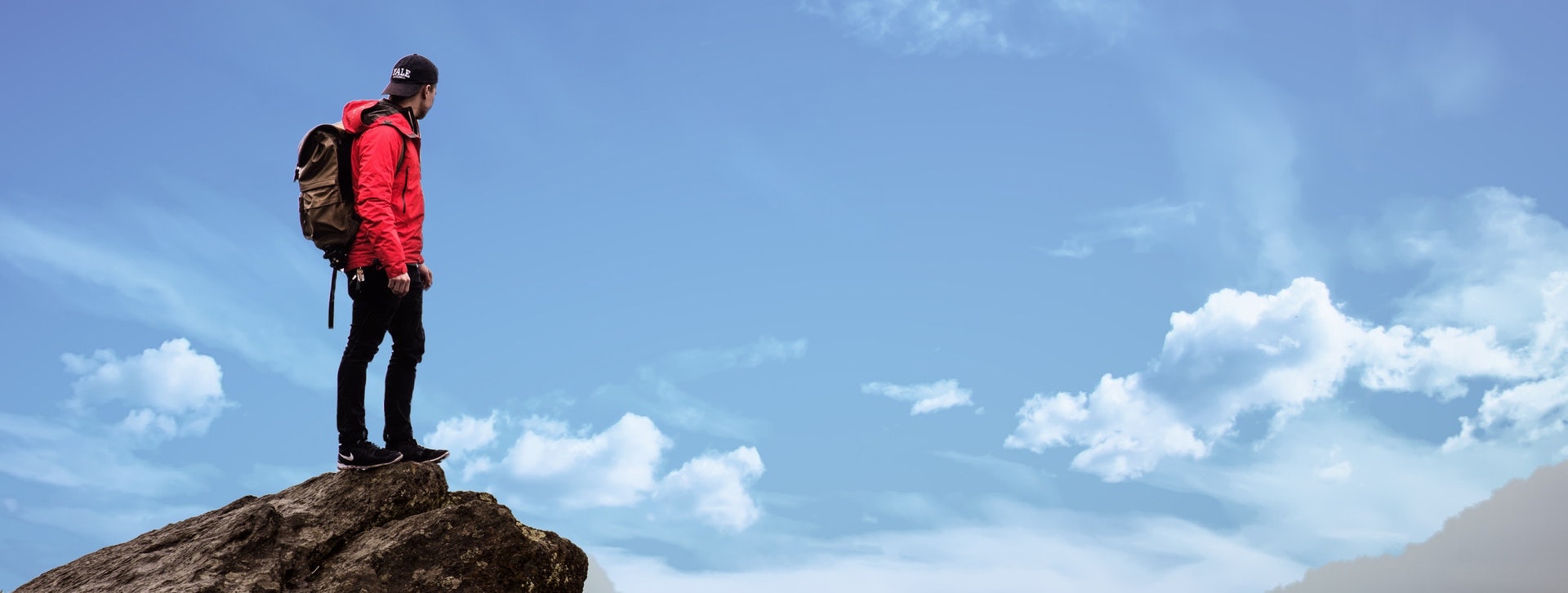 header-img