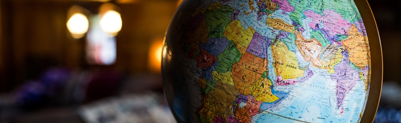 Best Student Loans for Immigrants and Non-U.S. Citizens in 2026