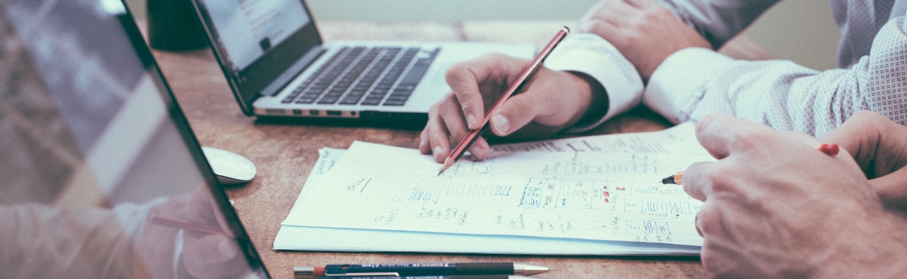 Bar Study Loans: Compare Your Options | LendEDU