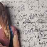 When to Apply for Student Loans
