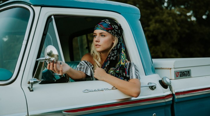 How Much Does It Cost to Refinance an Auto Loan?