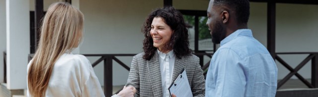 The Ultimate Playbook for Buying and Selling a Home at the Same Time