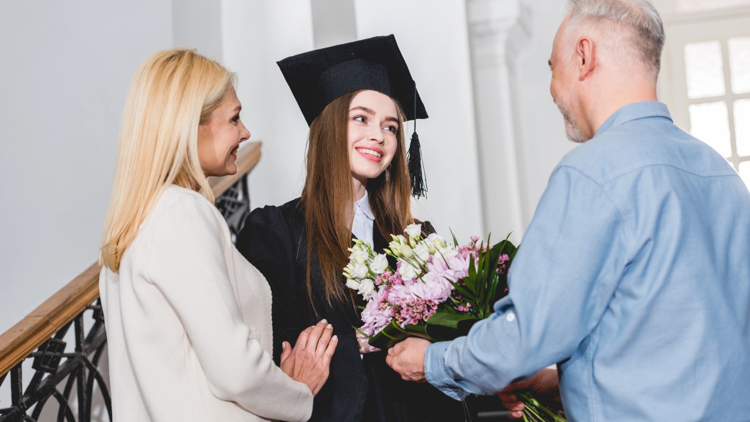 Should Parents Pay for College? 8 Reasons For and Against It (and 5 Reasons to Share Costs)